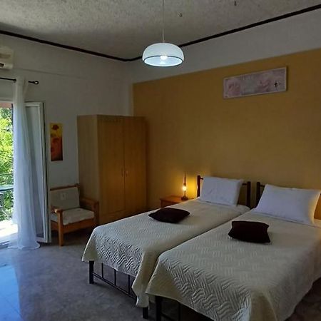 Nikis Apartments Agios Gordios  Zewnętrze zdjęcie