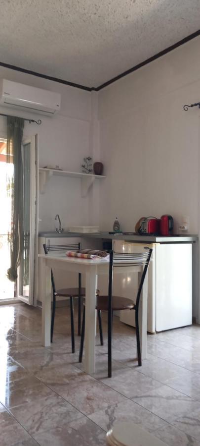 Nikis Apartments Agios Gordios  Zewnętrze zdjęcie