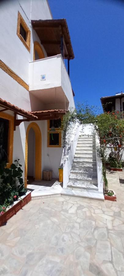 Nikis Apartments Agios Gordios  Zewnętrze zdjęcie