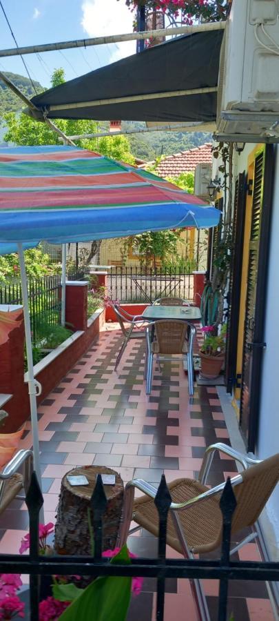 Nikis Apartments Agios Gordios  Zewnętrze zdjęcie