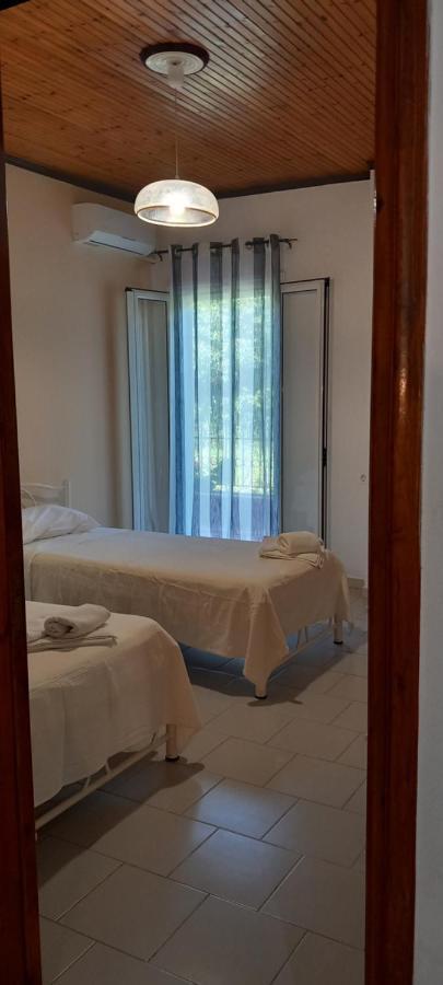 Nikis Apartments Agios Gordios  Zewnętrze zdjęcie