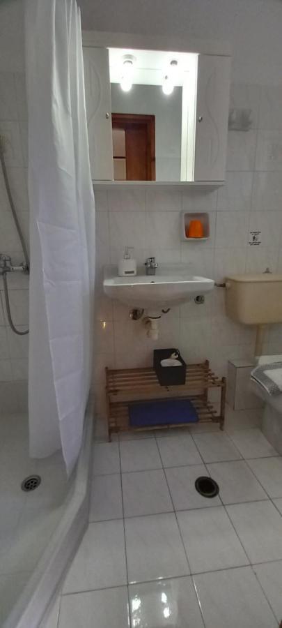 Nikis Apartments Agios Gordios  Zewnętrze zdjęcie