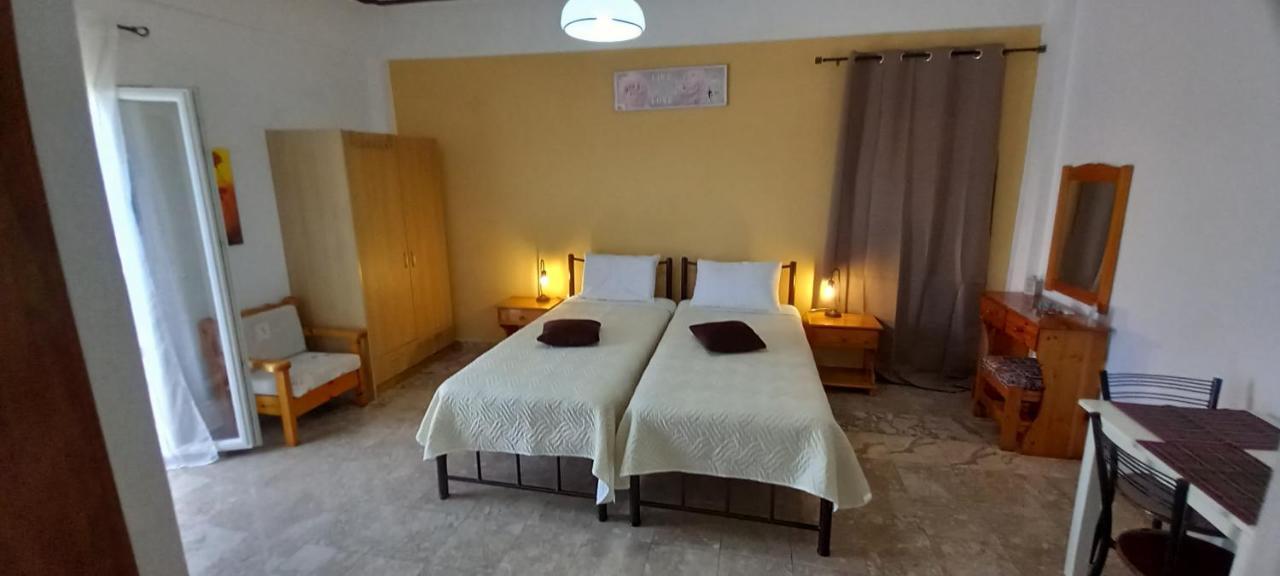 Nikis Apartments Agios Gordios  Zewnętrze zdjęcie