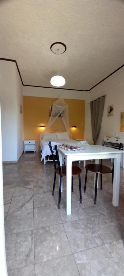 Nikis Apartments Agios Gordios  Zewnętrze zdjęcie