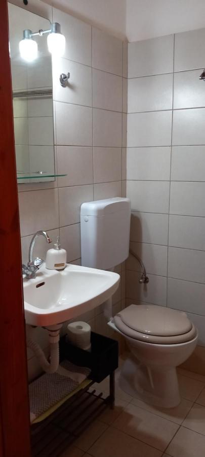 Nikis Apartments Agios Gordios  Zewnętrze zdjęcie